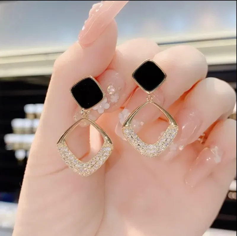 Enamel African Crystal Diamonds Alloy Statement Vintage Earring Gold Plated Jewelry Earring Women